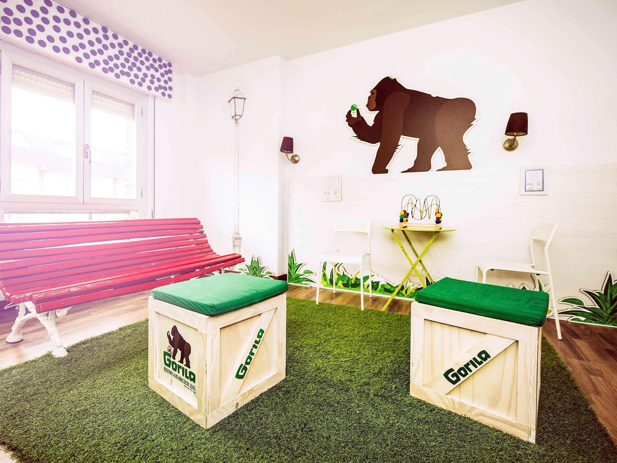 Hotel Ibis Styles La Rioja アルネド エクステリア 写真