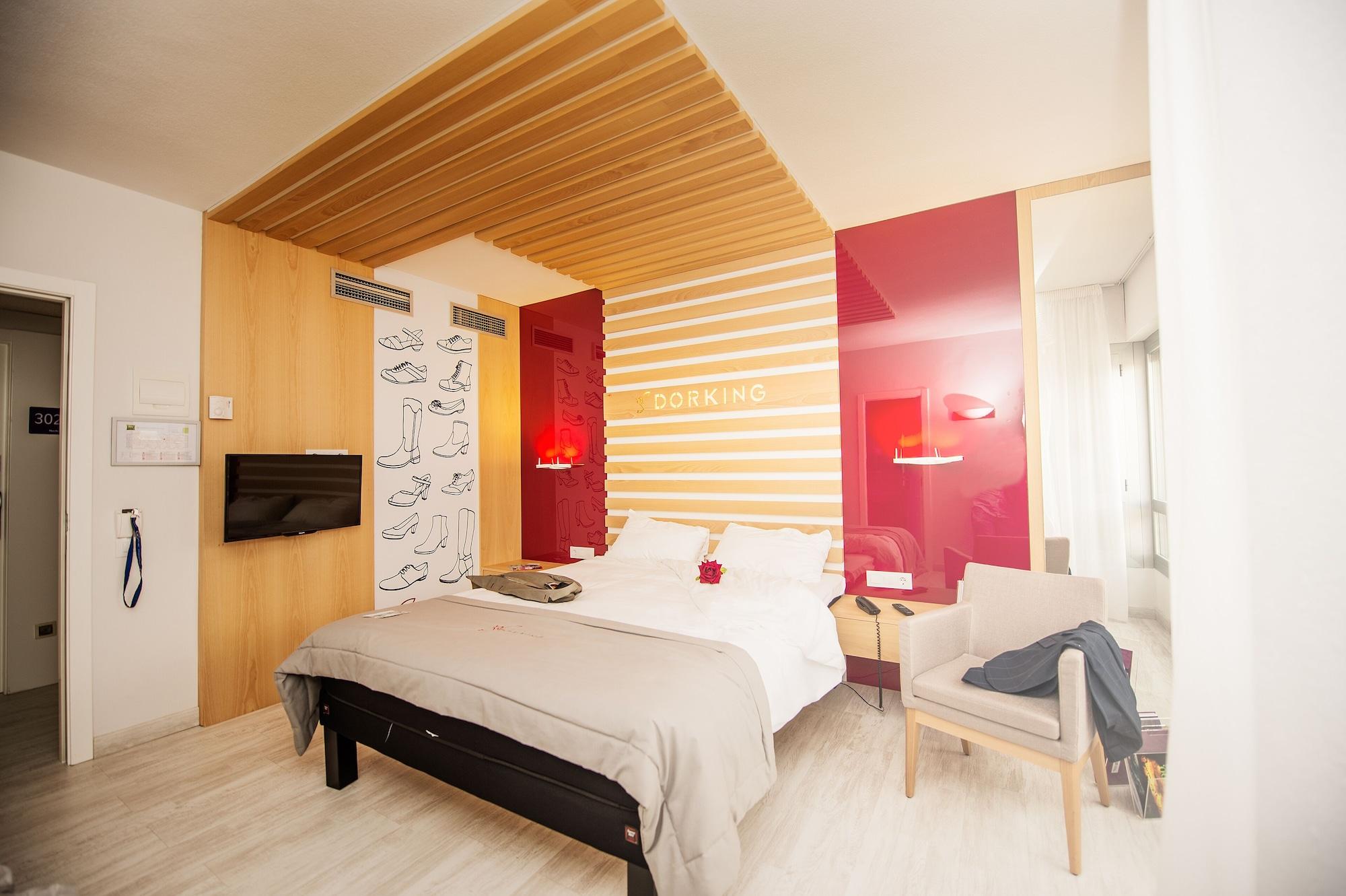 Hotel Ibis Styles La Rioja アルネド エクステリア 写真