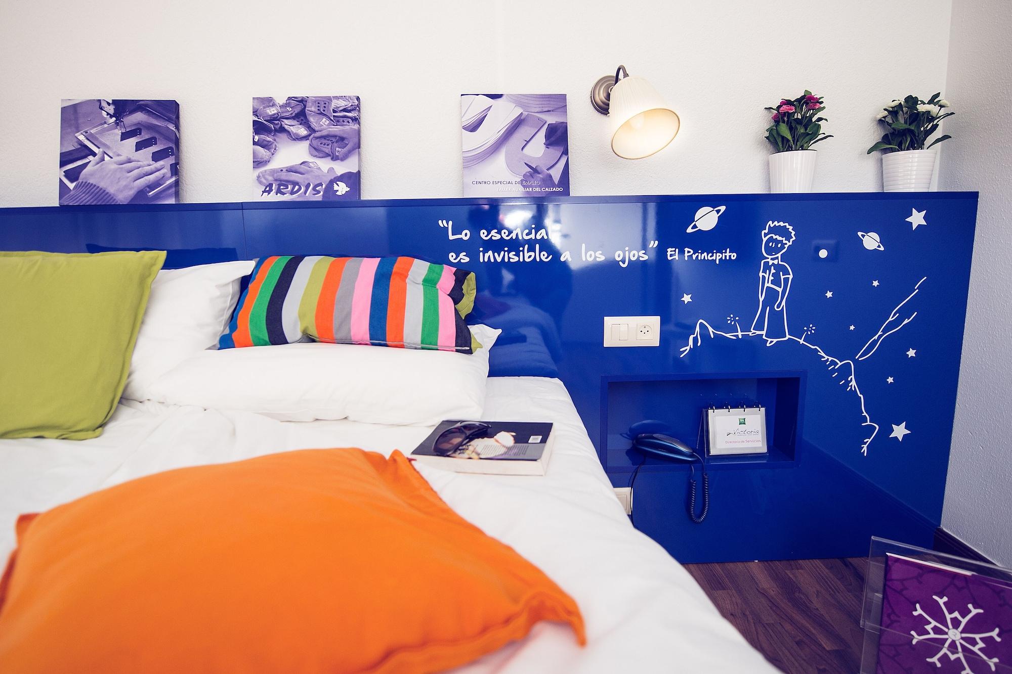 Hotel Ibis Styles La Rioja アルネド エクステリア 写真