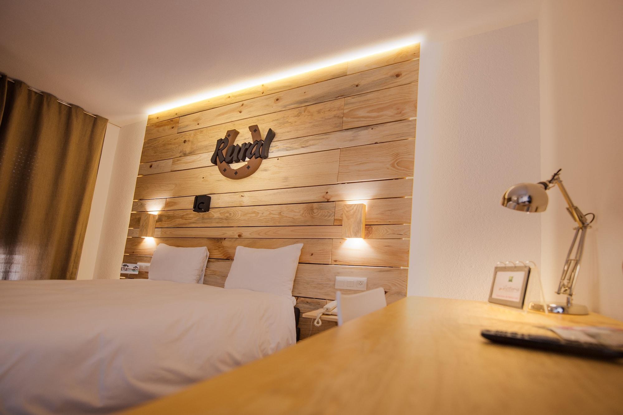 Hotel Ibis Styles La Rioja アルネド エクステリア 写真