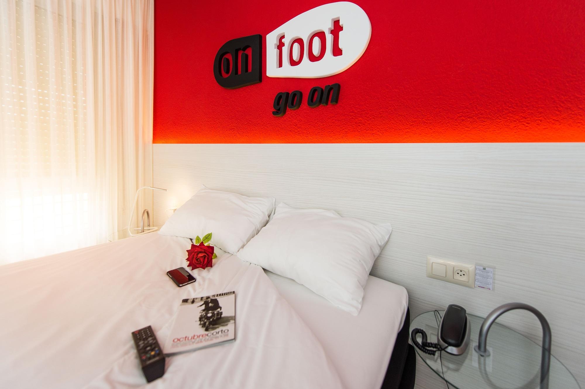 Hotel Ibis Styles La Rioja アルネド エクステリア 写真
