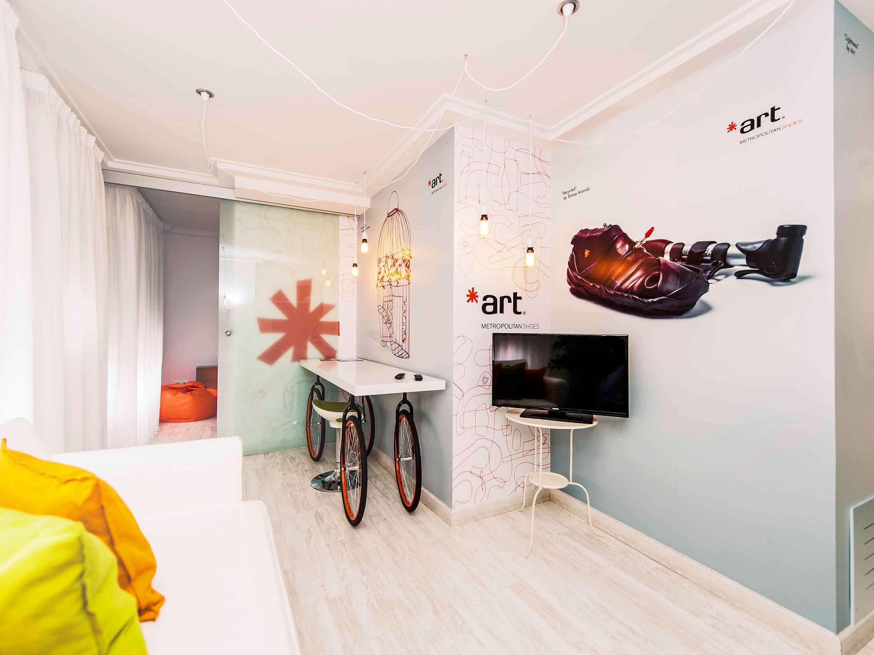 Hotel Ibis Styles La Rioja アルネド エクステリア 写真