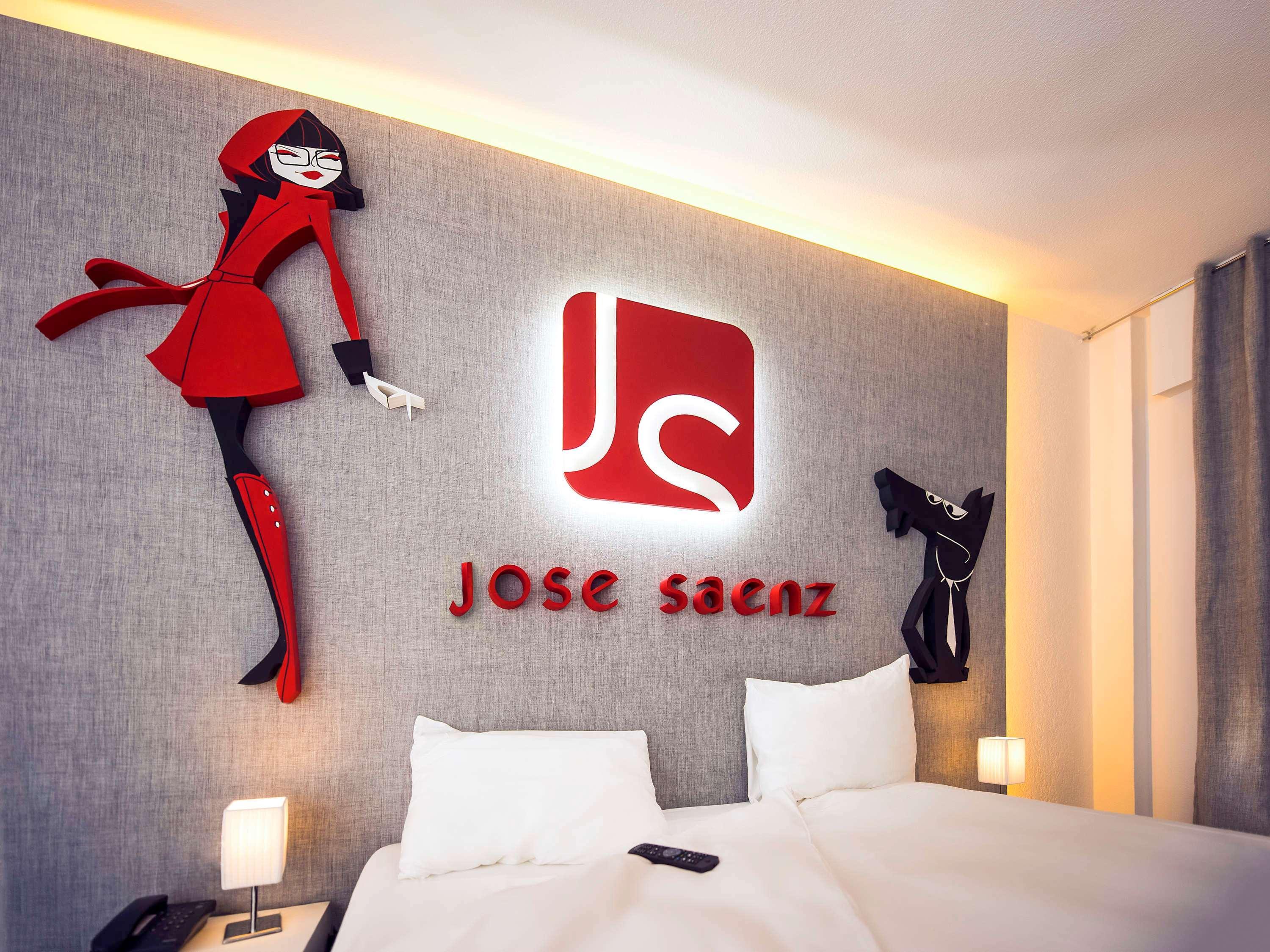 Hotel Ibis Styles La Rioja アルネド エクステリア 写真